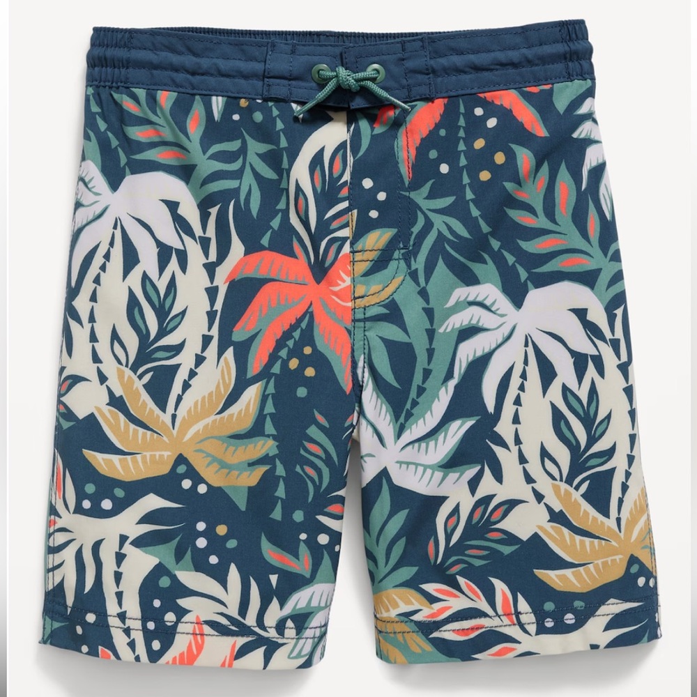 Price drop! NWT Old Navy board shorts swim trunks, boys L (10-12)
